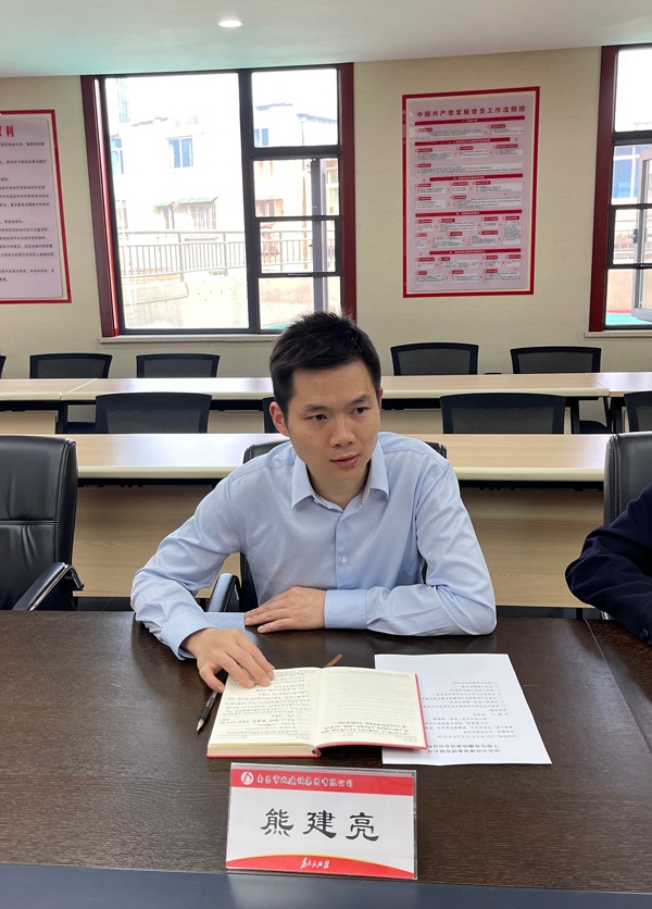 1614218444830359.jpg 南昌市政建設(shè)集團(tuán)2021年新任用中層干部任前廉政談話6003.jpg