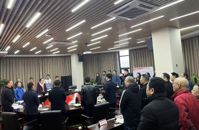 1640761154208733.jpg 南昌市政建設(shè)集團(tuán)同唱《團(tuán)結(jié)就是力量》691.jpg